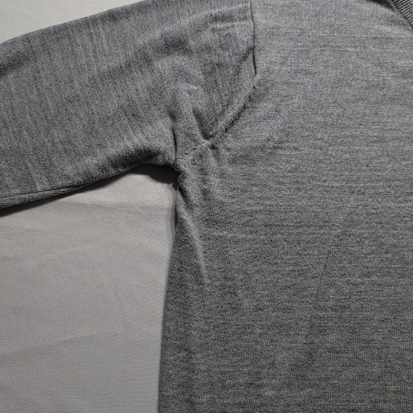 Colours Alexander Julian Gray V-Neck Sweater Knit Classic - Picture 3 of 7